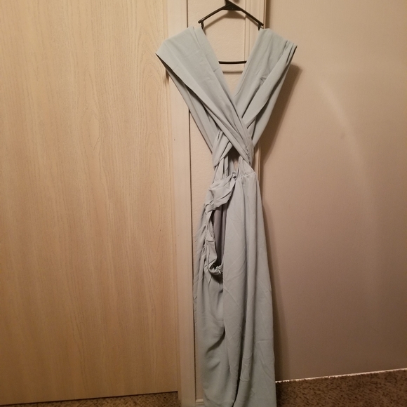Dress - Picture 2 of 3
